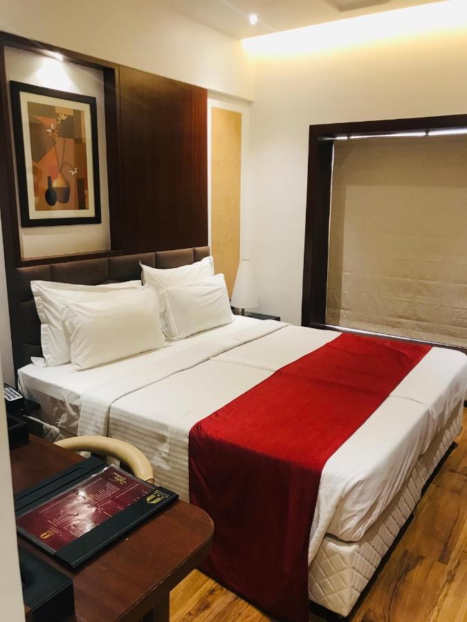 Hotel Mbc Citadel Nashik Dış mekan fotoğraf