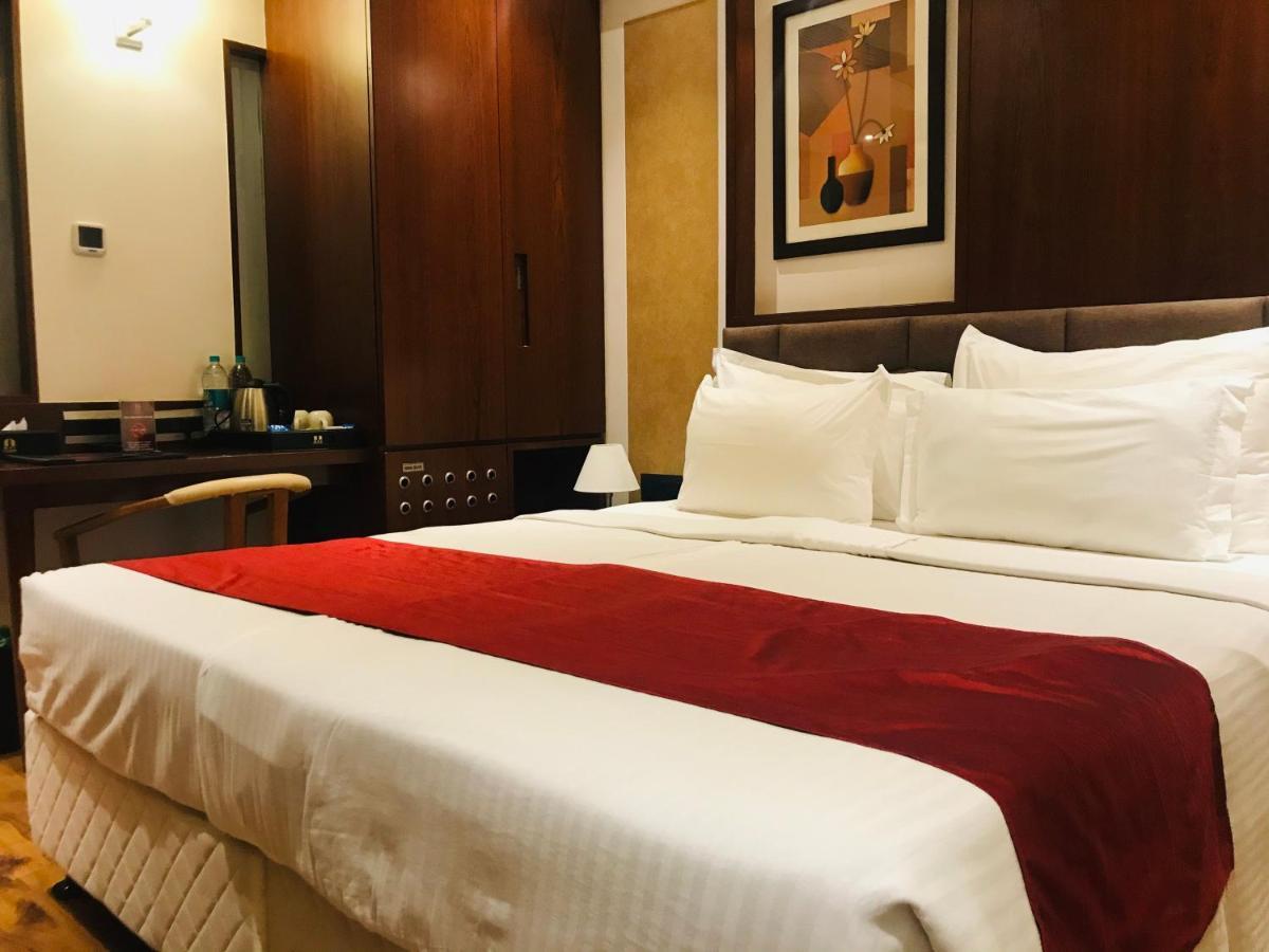 Hotel Mbc Citadel Nashik Dış mekan fotoğraf