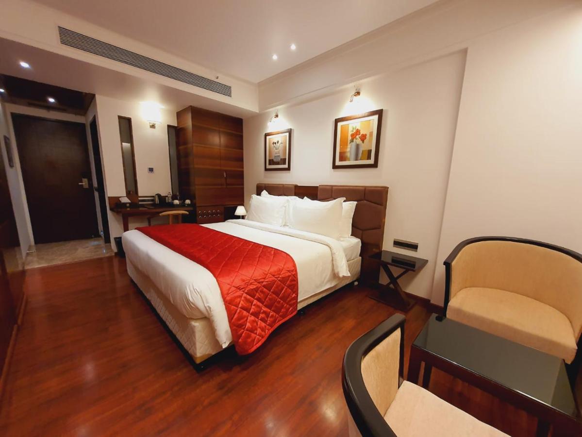 Hotel Mbc Citadel Nashik Dış mekan fotoğraf