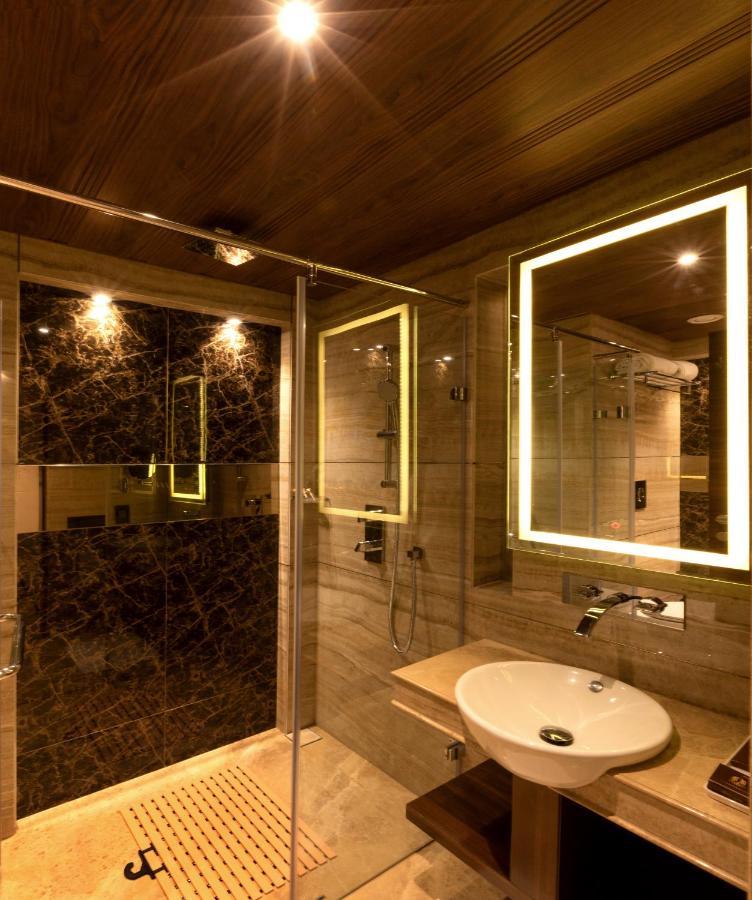 Hotel Mbc Citadel Nashik Dış mekan fotoğraf