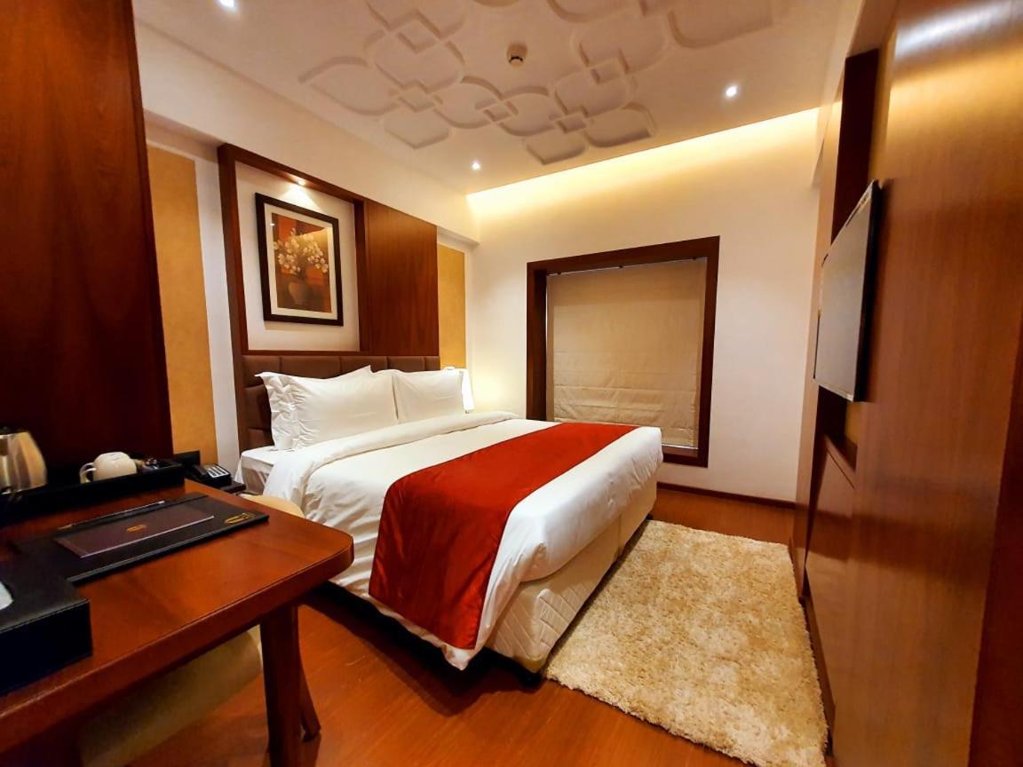 Hotel Mbc Citadel Nashik Dış mekan fotoğraf