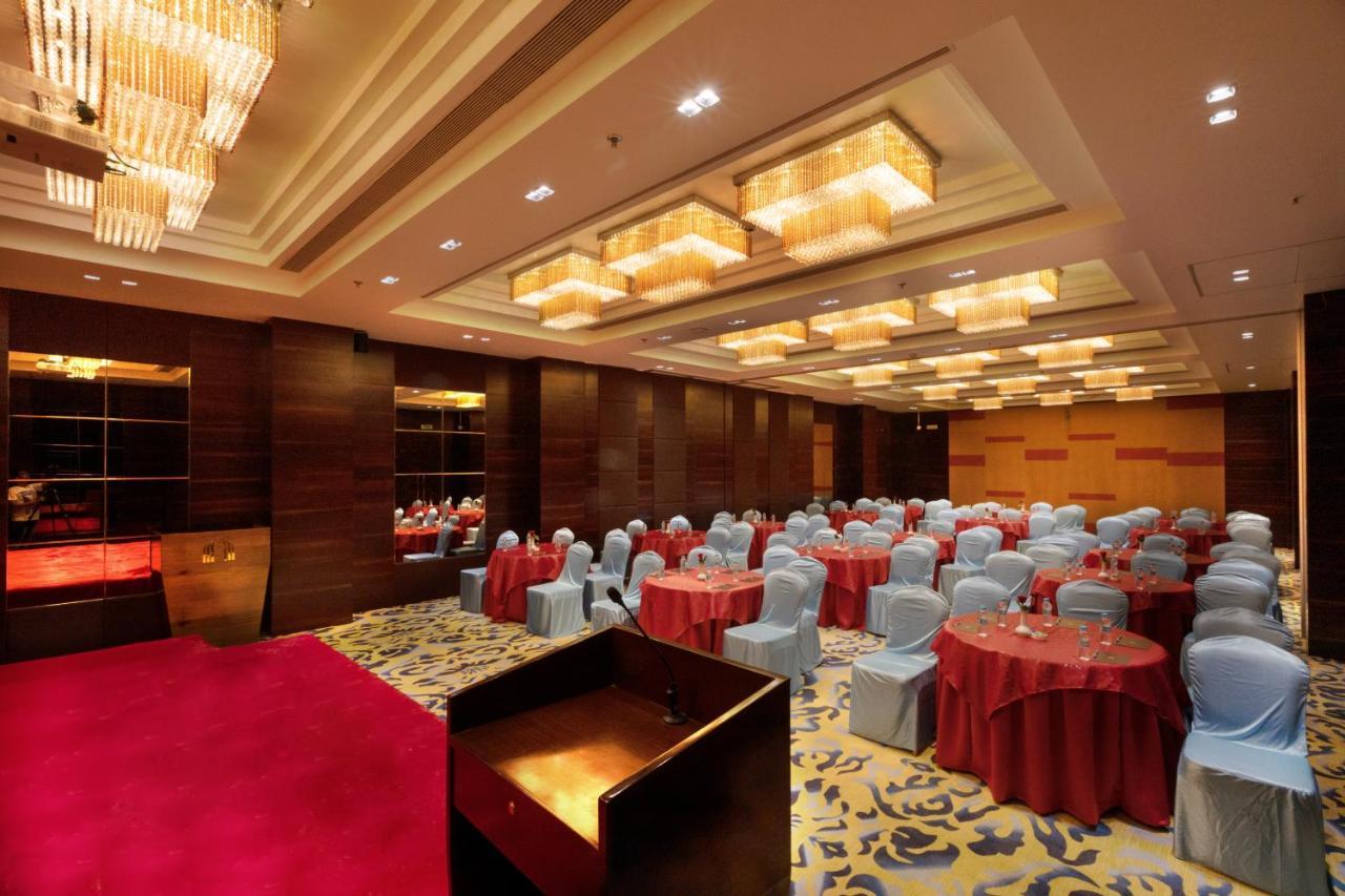 Hotel Mbc Citadel Nashik Dış mekan fotoğraf