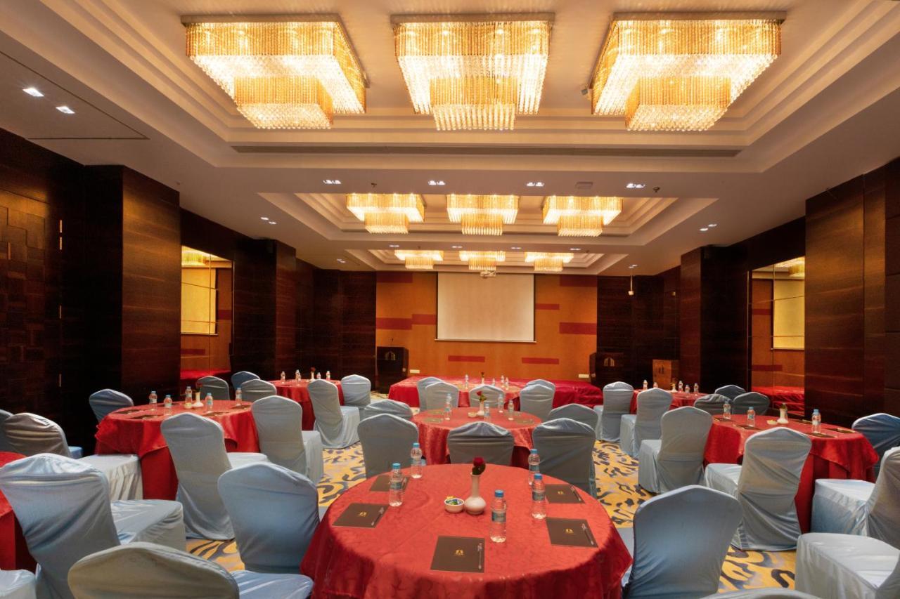 Hotel Mbc Citadel Nashik Dış mekan fotoğraf
