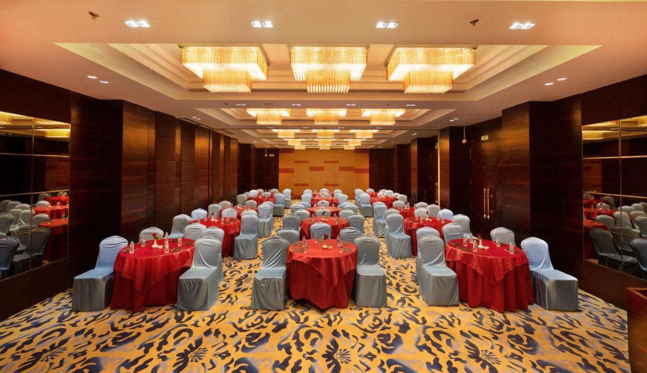 Hotel Mbc Citadel Nashik Dış mekan fotoğraf